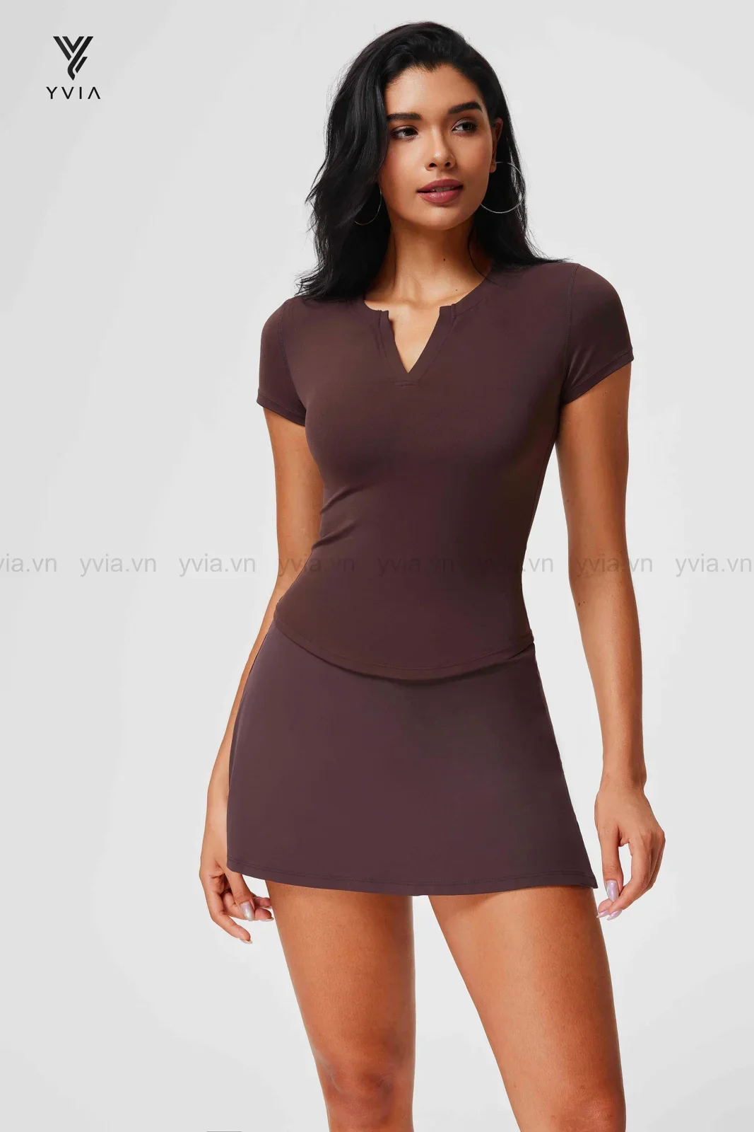 Áo thun basic cổ chữ V tay ngắn – ảnh 3