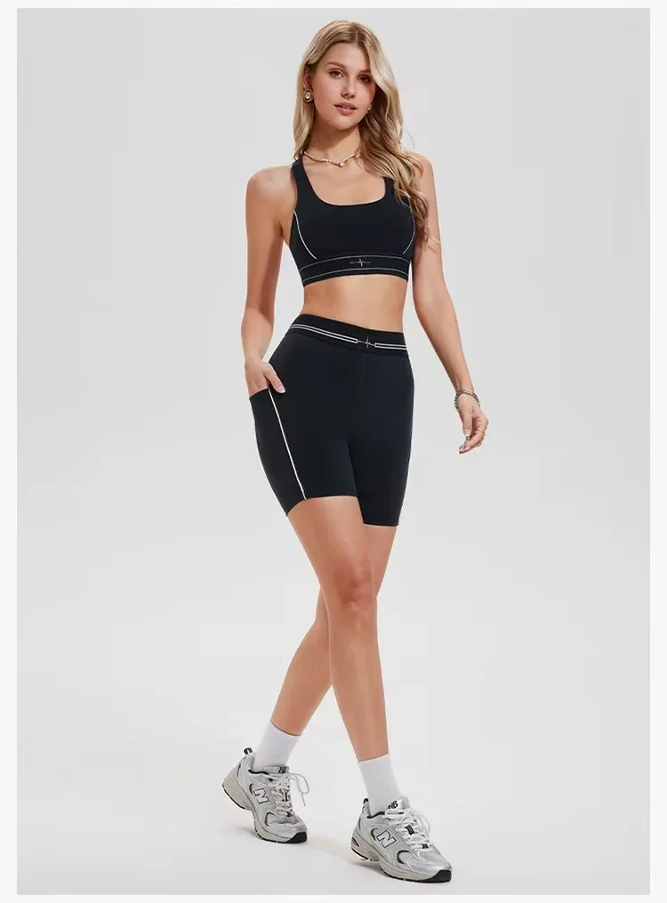 Áo Bra + Quần legging thiết kế ôm với các đường viền kẻ – ảnh 4