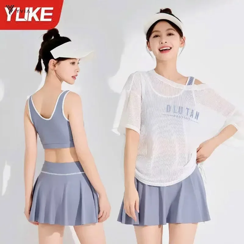 Bộ đồ bơi 3 mảnh với chữ trước ngực DLUTAN – ảnh 4